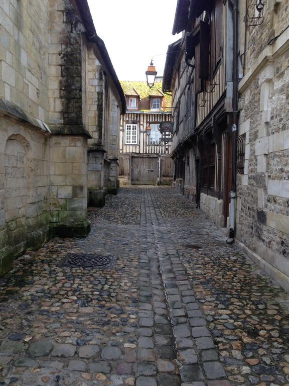 Appartement Le Notre Dame Honfleur Kültér fotó